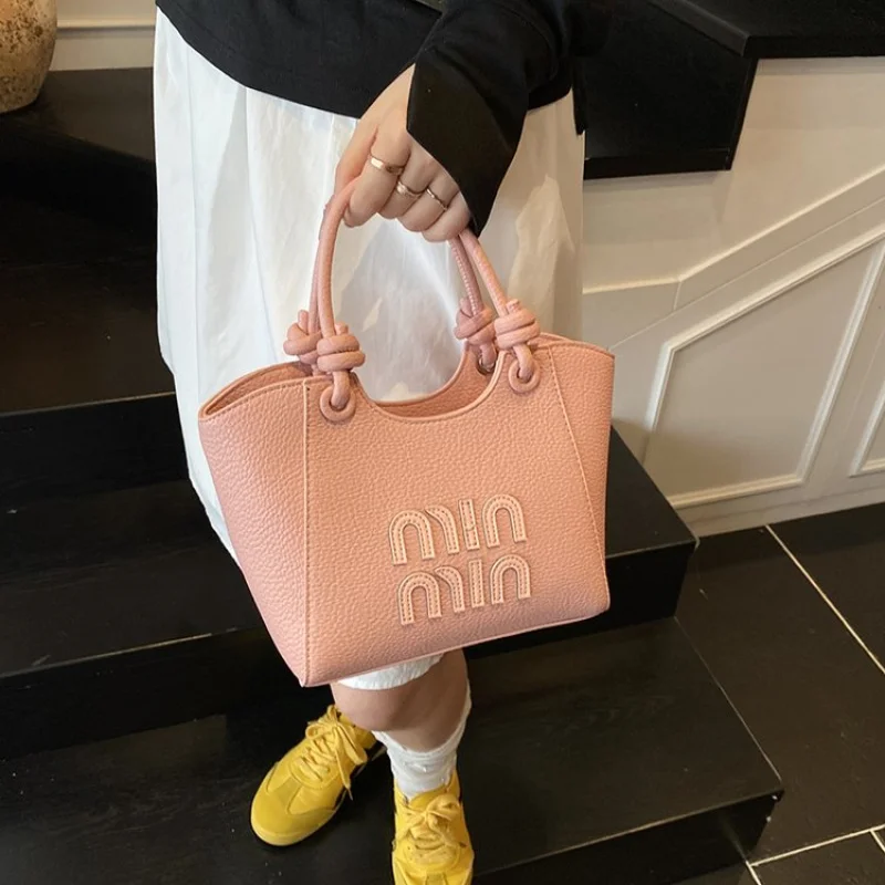 

High-End Women Crossbody Handbag With Detachable Strap For Formal Evening Events And Special Occasions