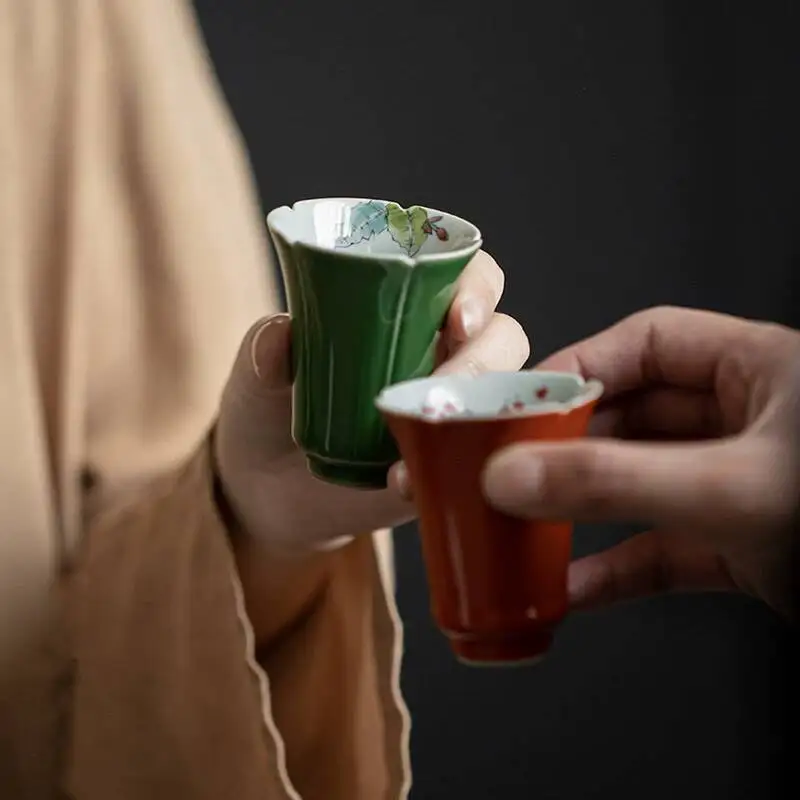 Wuyintang hand Painted Floral Cups Paired In A Gift Box Souvenir Couple Ceramic Scent Tasting Tea Cups