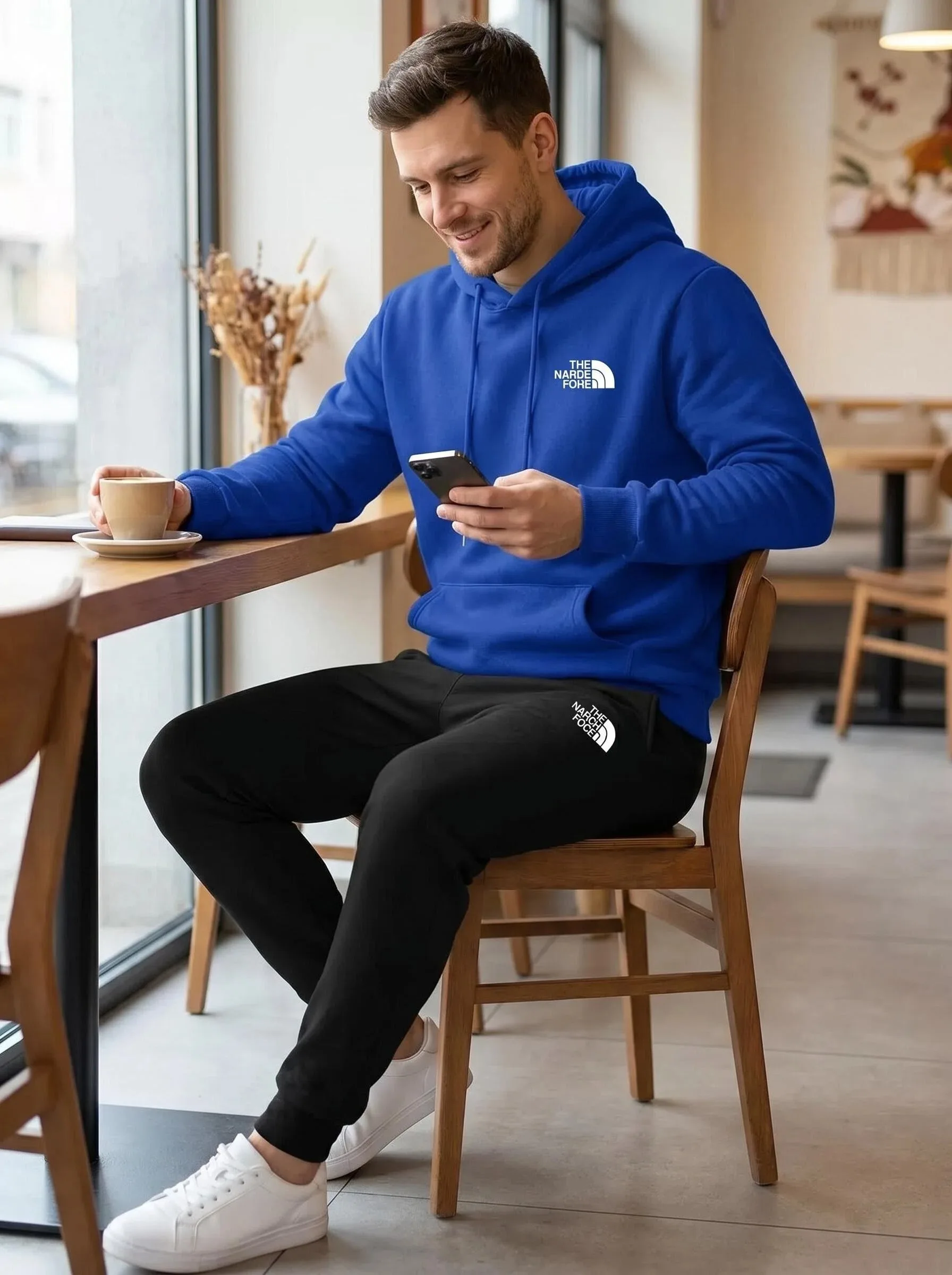 

Spring and Autumn Printed Men's and Women's Fashionable Casual Sportswear Outdoor Fitness Jogging Set Hooded Sportswear Pants