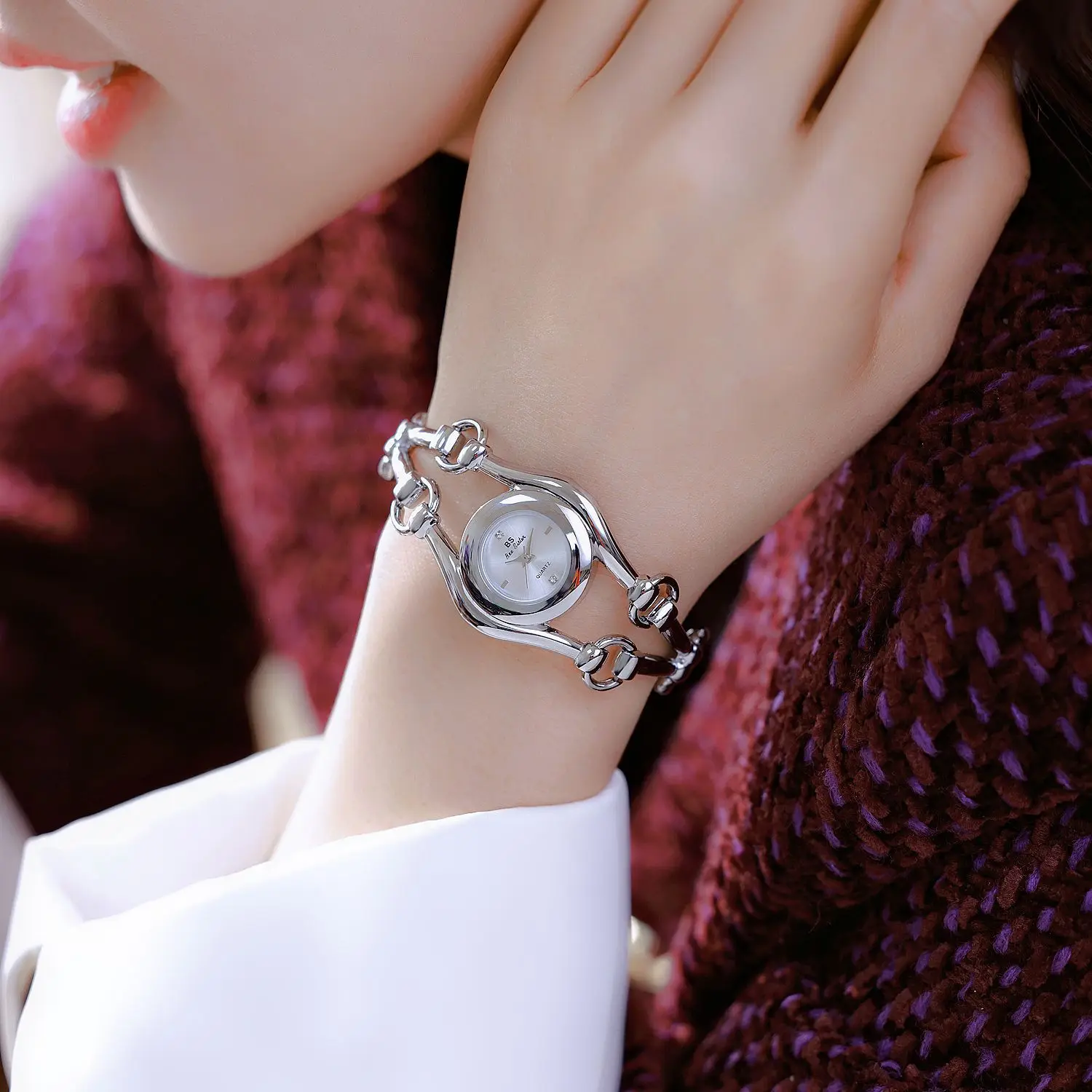 Необычные женские часы, кварцевые водонепроницаемые уникальные модные золотые ручные часы, платье, женский лучший подарок для подруги