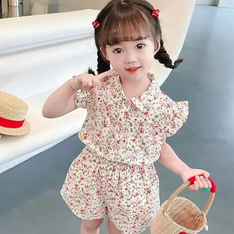 

Girls' summer outfit set 2025 summer outfit children's celebrities short sleeved shorts two-piece set