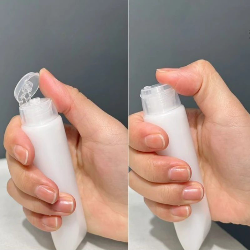 ขวดบีบพลาสติกแบบเติมได้ ขนาด 30/50 มล. จำนวน 2/5/10 ชิ้น สำหรับเดินทาง บรรจุภัณฑ์เครื่องสำอางแบบใส สำหรับใส่โลชั่น แชมพู