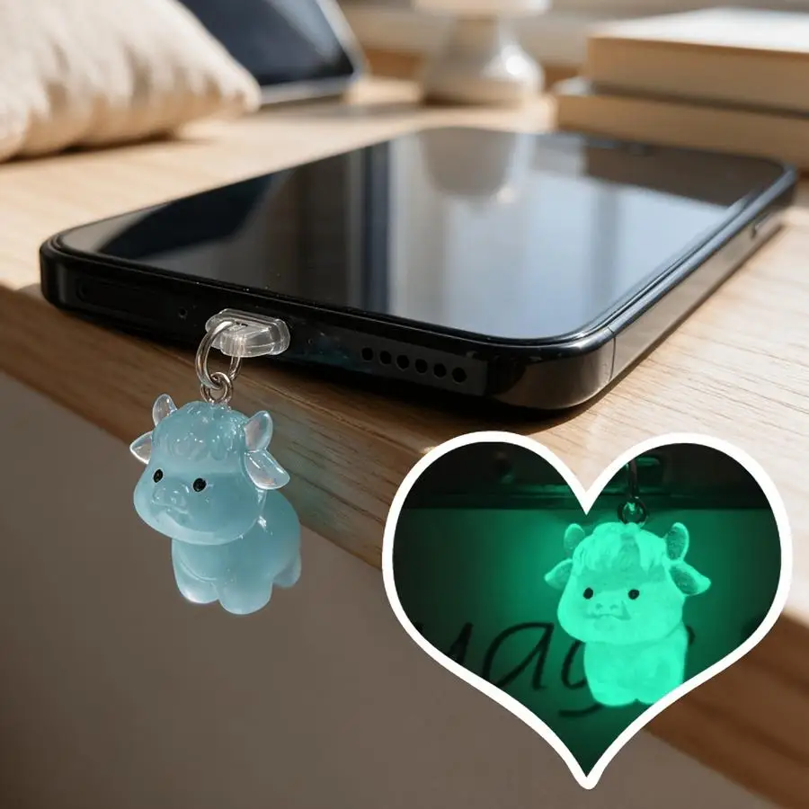 1/5/10/20/50/100pcs Highland Cow Dust Filter Pendant for Cell Phones—Glows Bright Green in the Dark, Decorative Cell Phone Acces