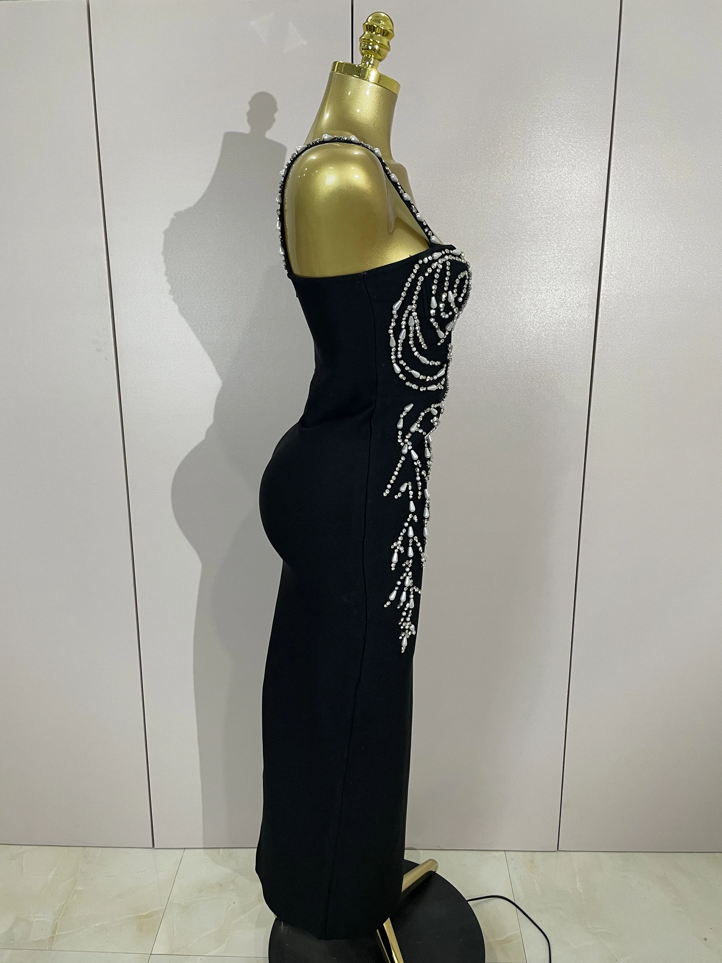 2025 Nieuwe Sexy Backless Zwarte Kralen Lange Bodycon Bandage Jurk Vrouwen Celebrity Elegante Avond Club Party Luxe Verjaardag Jurk