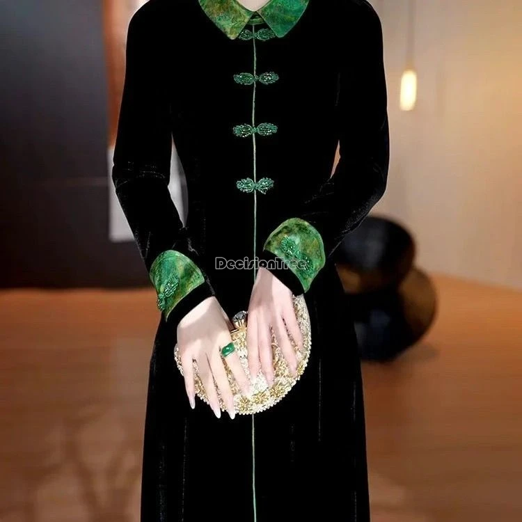 

2025 chinese retro style velvet cheongsam tang suit dress autumn retro slimming long sleeve splicing design elegant long qipao