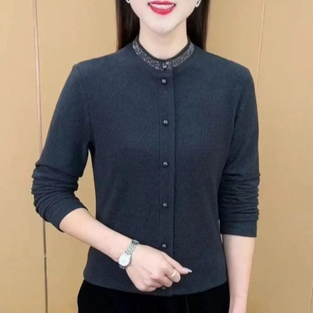Ladies High-End Long Sleeve round Neck Pure Color Double-Faced Fleece Design Age-Defying Top Warm Base Layer Casual Loose Fit...