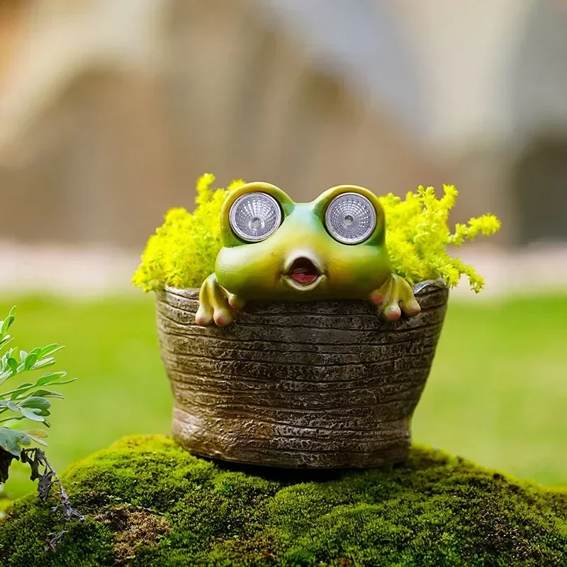 Resin Frog Tree Stump Flower Pot Figurines Solar Outdoor Decor  Solar Lights Statue Garden Miniatures Animal Objects