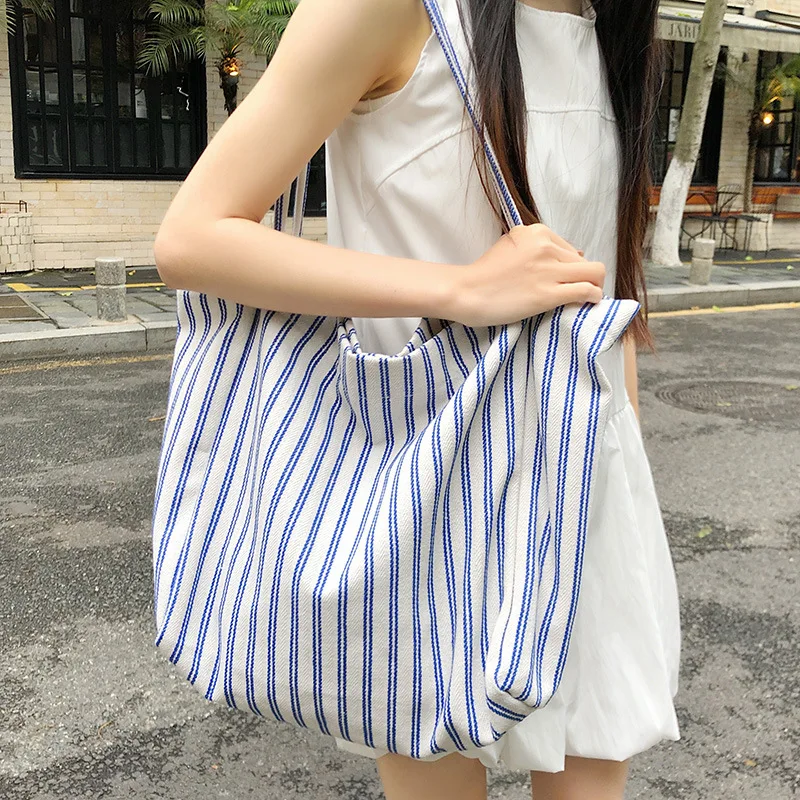 韓国風レイジー・トートバッグ 大容量 ストライプ柄キャンバスバッグ 女性 学生 カジュアル 可愛い 多機能 ショルダーバッグ 1