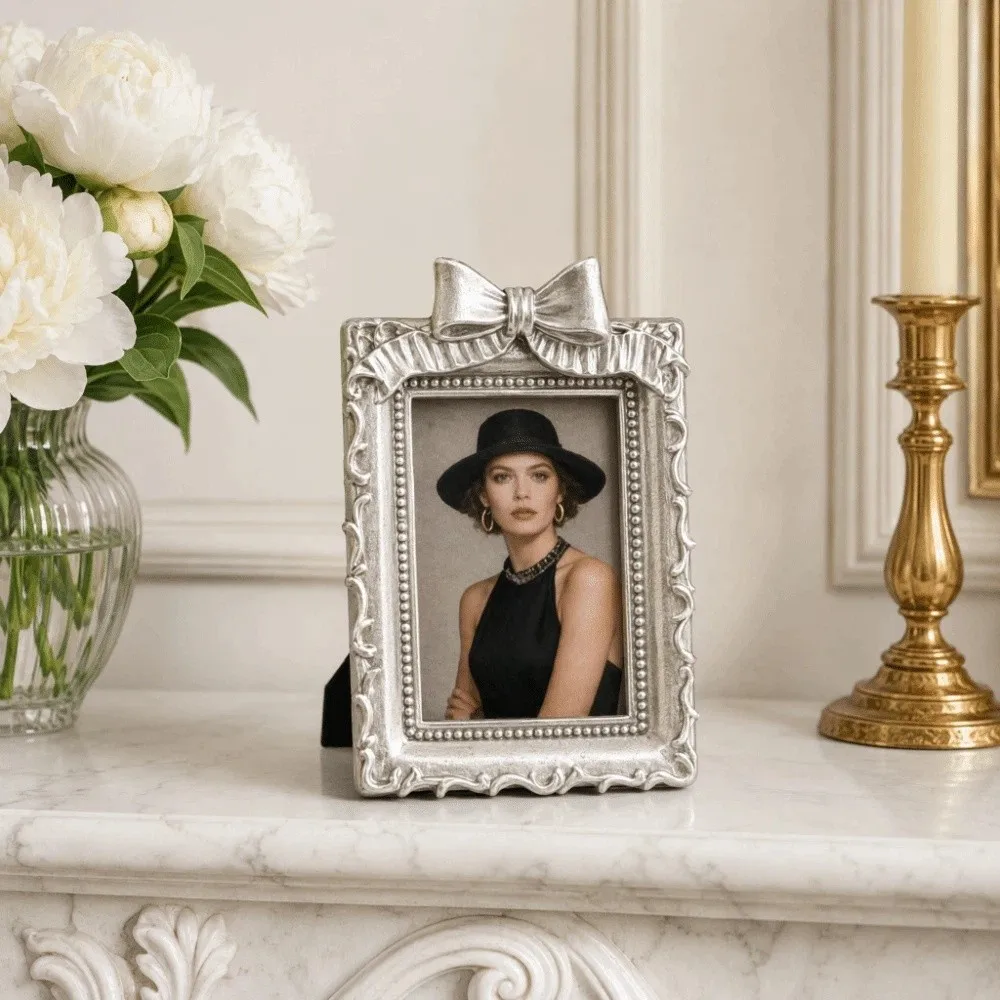 Creative Resin Baroco Style Photo Frame Mini Vintage Picture Frame Ornaments Exquisite Antique Photo Display Holders Living Room