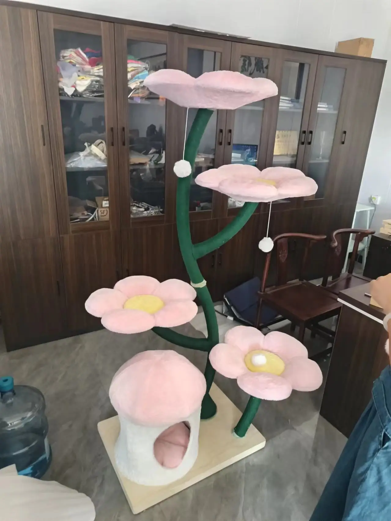 USMILEPET Flower Cat Tree High Quality Customised Colour Playing Toys Cat Tree House for Cats Tree & Scratcher