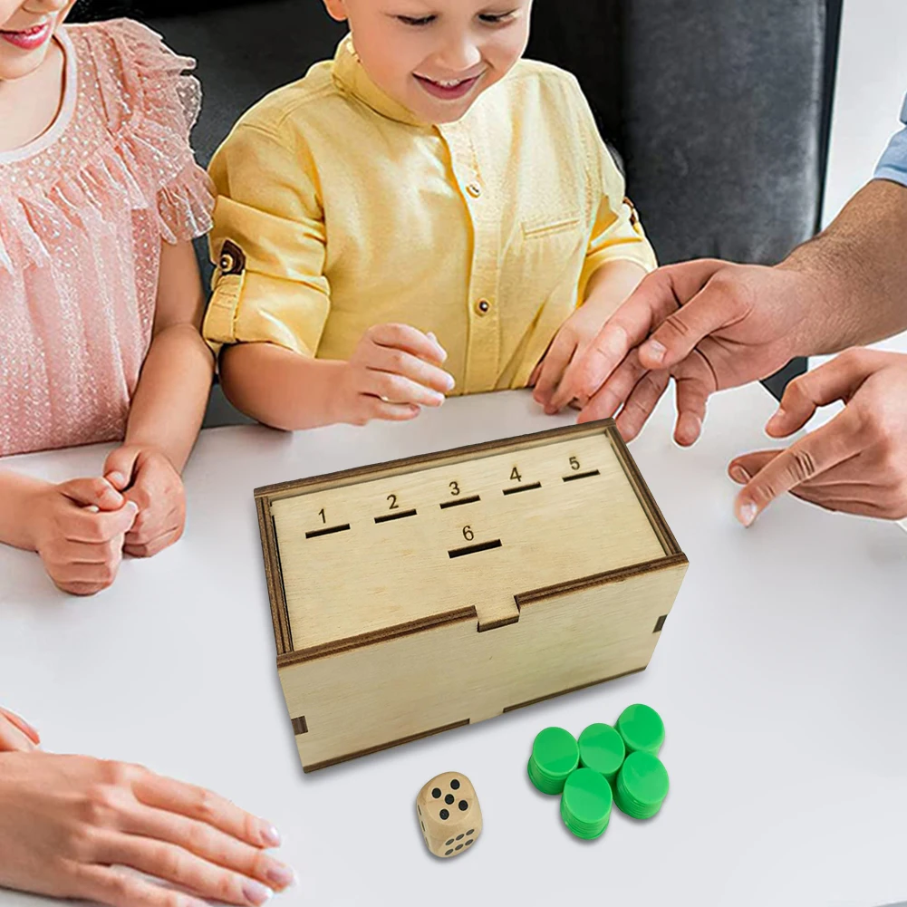 jogo-de-tabuleiro-divertido-para-a-familia-com-dados-e-caixa-de-madeira-jogo-de-dados-de-madeira-para-familia-e-amigos