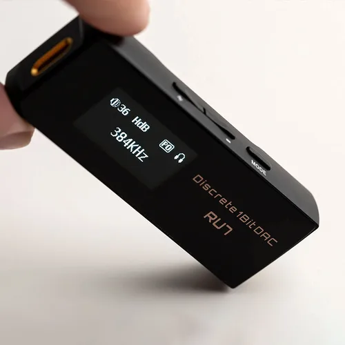 Imagen 2 del producto Cayin RU7 Redes de resistencia totalmente equilibrada Amplificador Dongle DAC discreto de 1 bits con estuche de cuero personalizado