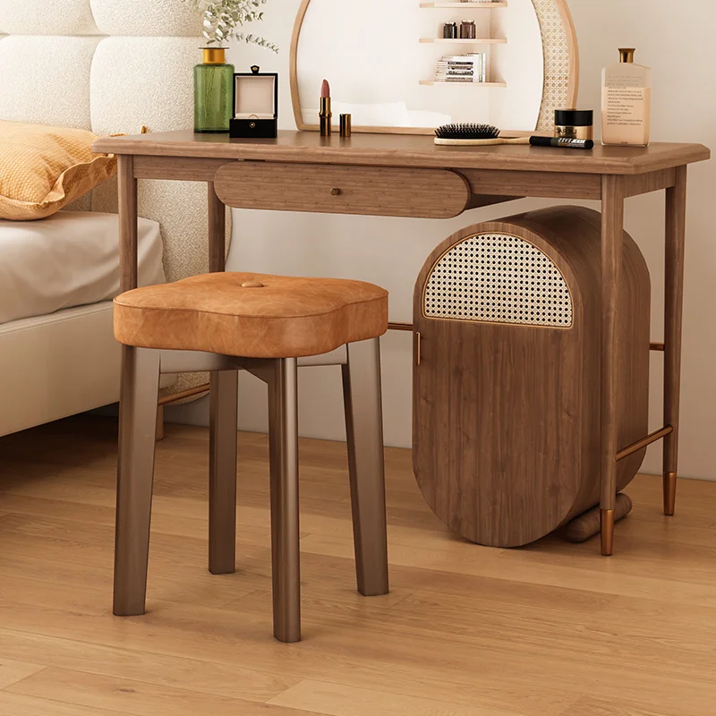 

Скандинавский кухонный табурет для столовой Sedia Sala Da Pranzo Табурет Мебель для дома Современные барные табуреты Табурет Дизайнерский табурет