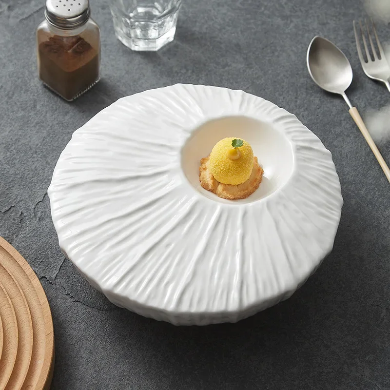 Ceramic commercial hotel tableware plate, vegetable plate, creative relief dessert plate, good-looking light luxury fruit salad