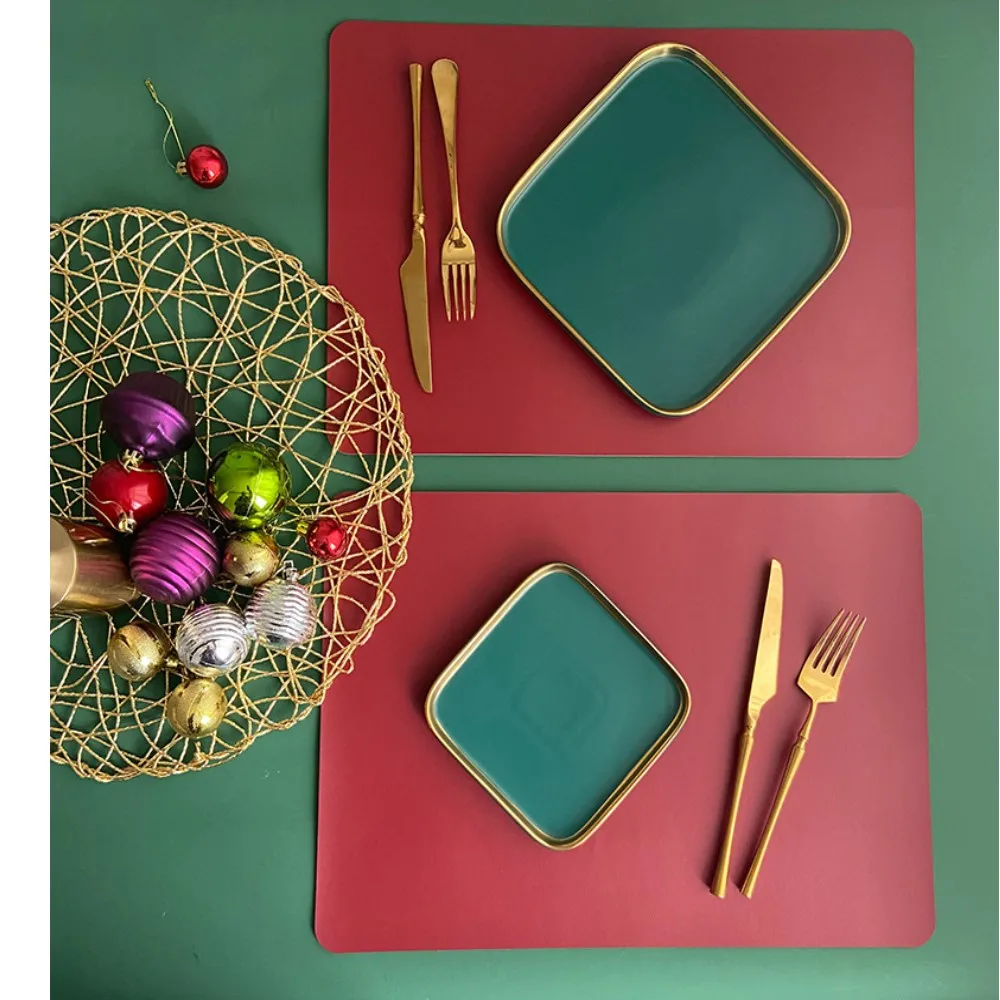 1/4/6pcs Christmas Red Gift Placemats Sets Square Irregular Shape PU Leather Placemats Oil-Proof Place Mats for Kitchen Table