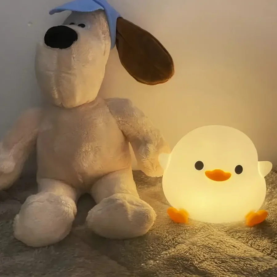 

Cute Duck-Shaped LED Night Light - Touch Adjustable Brightness, USB Rechargeable, Soft Silicone, Ideal for Bedroom & Gift