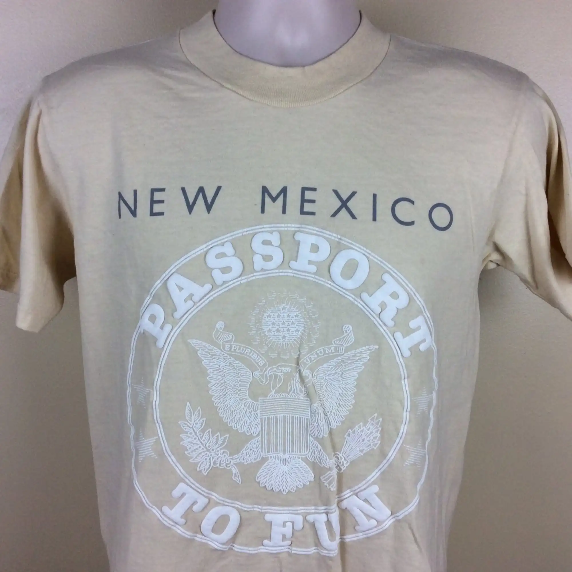 Passaporte do Novo México para camiseta divertida, turismo de Sherry bege, expedicionário, Vtg 80s, S M