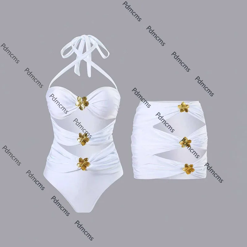 

2025 new swimsuit European and American solid color split swimsuit women's beach bikini two-piece set