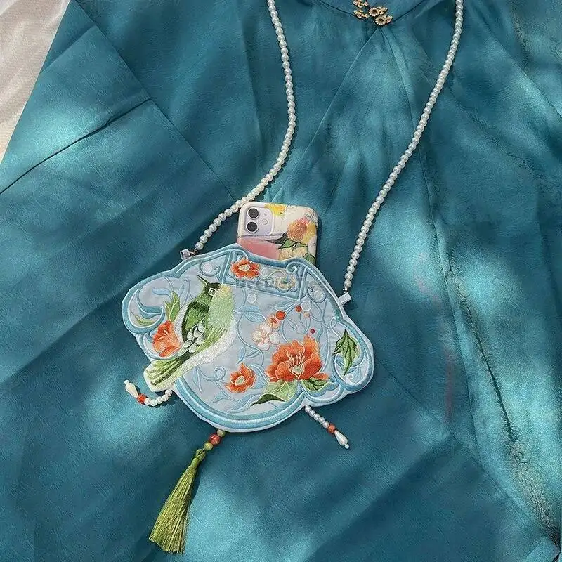 2025 chinese retro hanfu accessory bag crossbody bag ancient chinese style women ethnic style embroidery pearl chain bag w516
