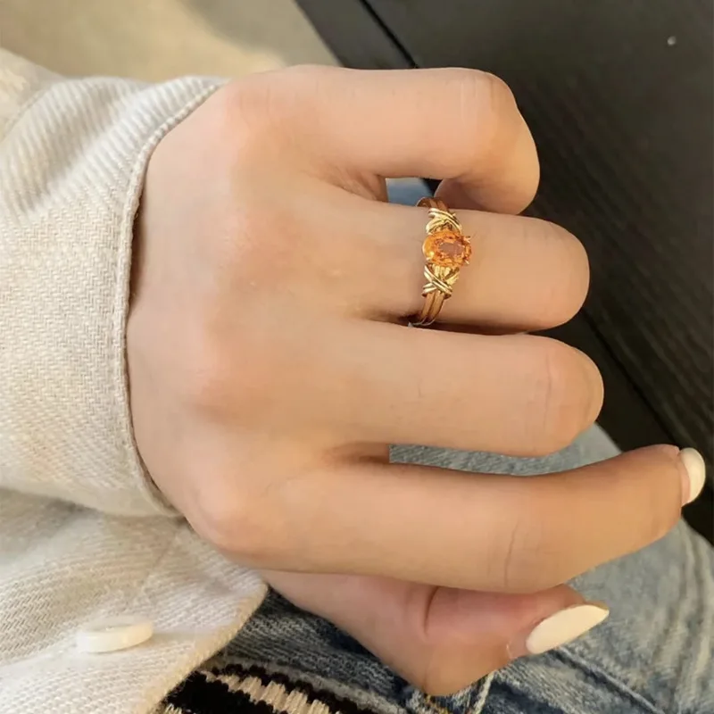 New 100% S925 Silver 6 * 8mm Elliptical Fantawild Stone Ring with Redion Ice Flower Cutting Exquisite Jewelry