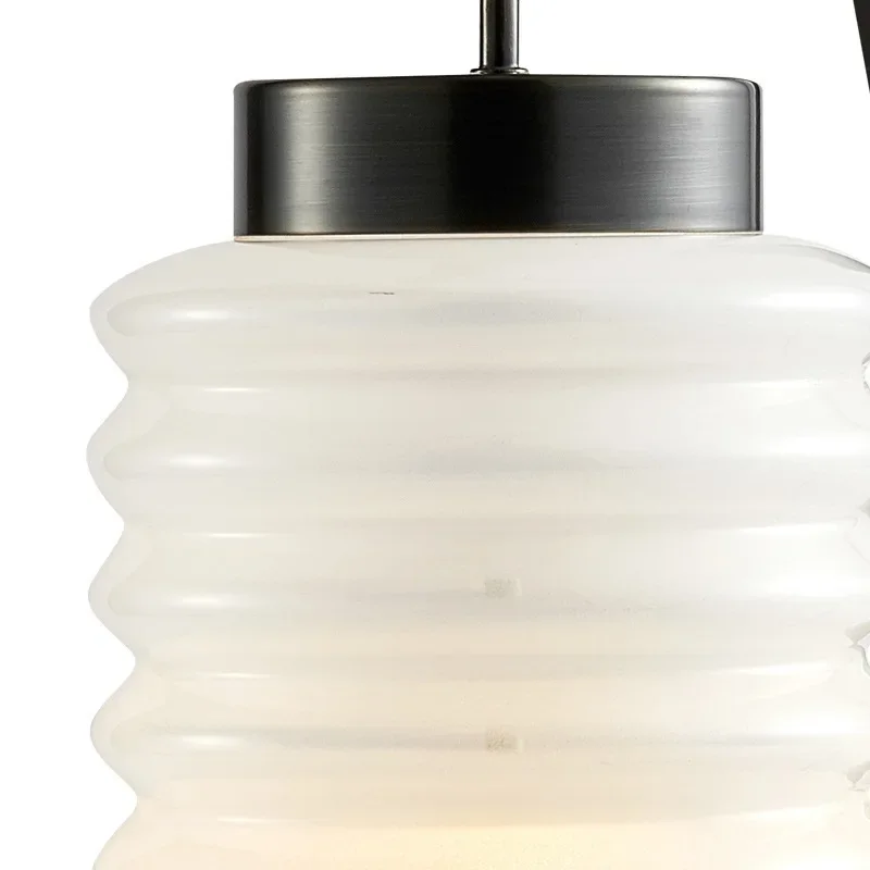 New Chinese creative postmodern light luxury glass living room decorative table lamp bedside study table lamp