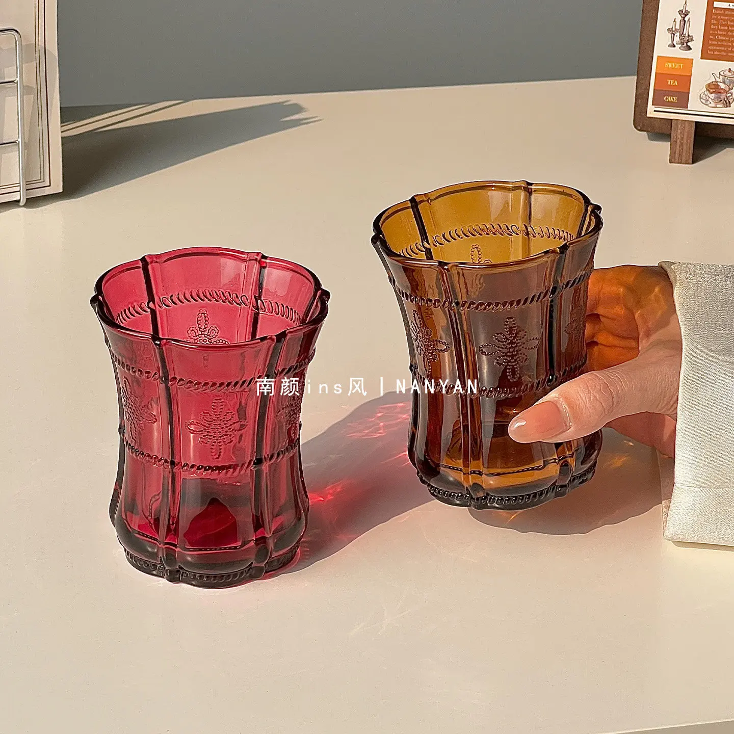 Copas de Champán de Vidrio Ámbar con Relieve, 240 ml, Estilo Chino Vintage, Elegantes Copas para Jugo o Vino con Diseño de Pétalos, 2026