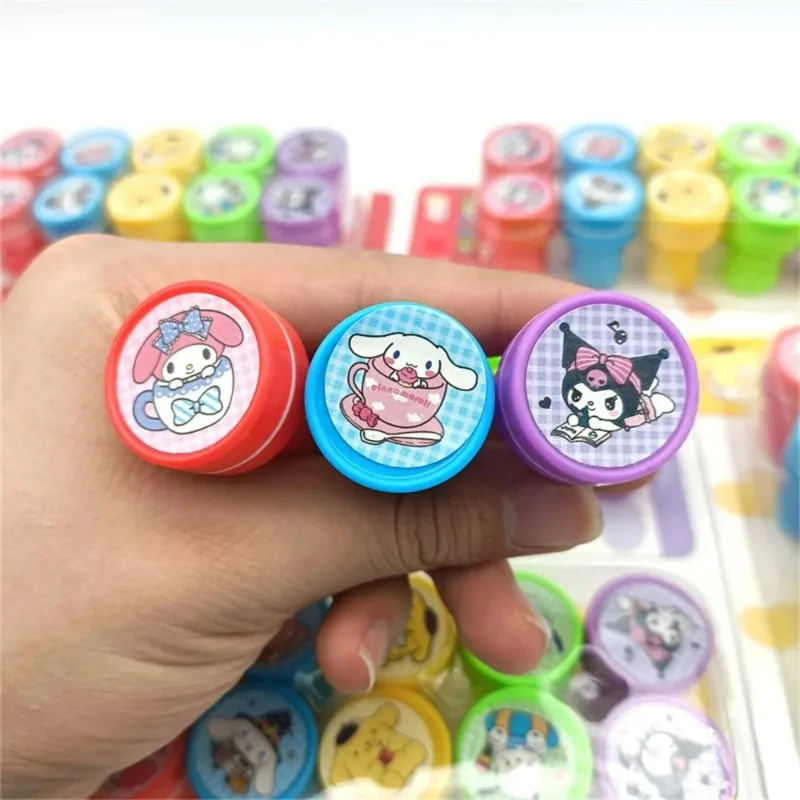 

10/20/30Pcs Sanrio Cinnamoroll Kuromi Melody Self-ink Stamps Cute Pompompurin Face Seal Painting Photo Album Stamp Kids Toys