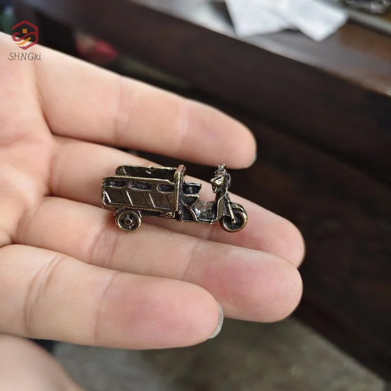 Vintage Metal Three Wheeled Motorcycle Figurine Antique Finish Detailed Craft For Home Decor Garden Ornament Collection