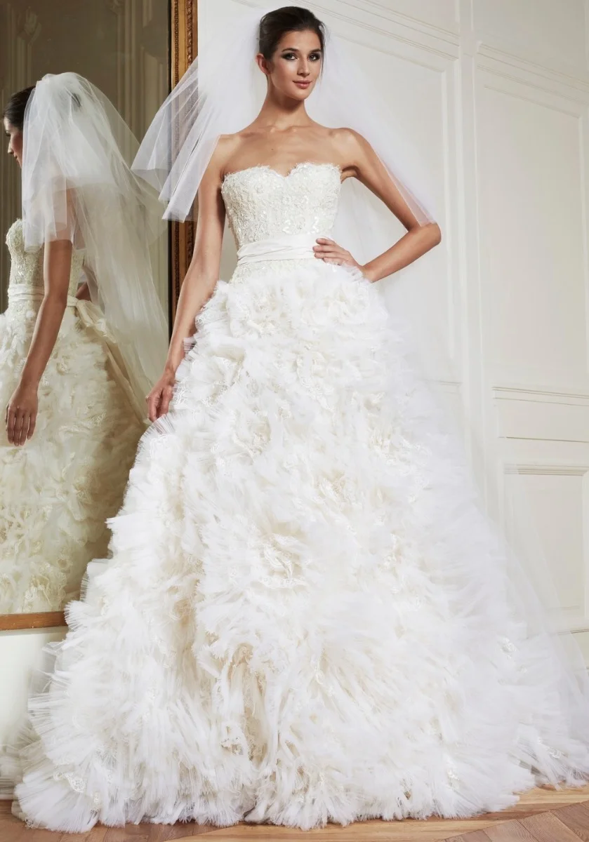 

Customized 2025 Off Shoulder Princess Wedding Dress With Luxurious Shining Beads Lace Embroidery Exaggerated Ruffles