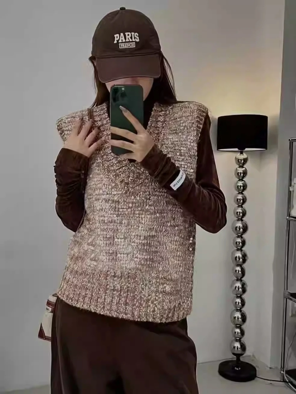 BlingBling Sequined Knitted Vest Spring/Autumn New Women's V-neck Sleeveless Top Fashionable Cool Girl Eye-catching Wear Trend