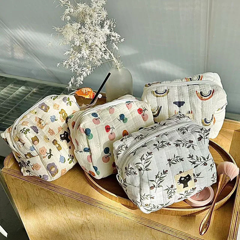 Travel Women Cosmetic Bags Cute Cherry Flower Canvas Makeup Bag Organizers Lady Pouch For Make Up Bags