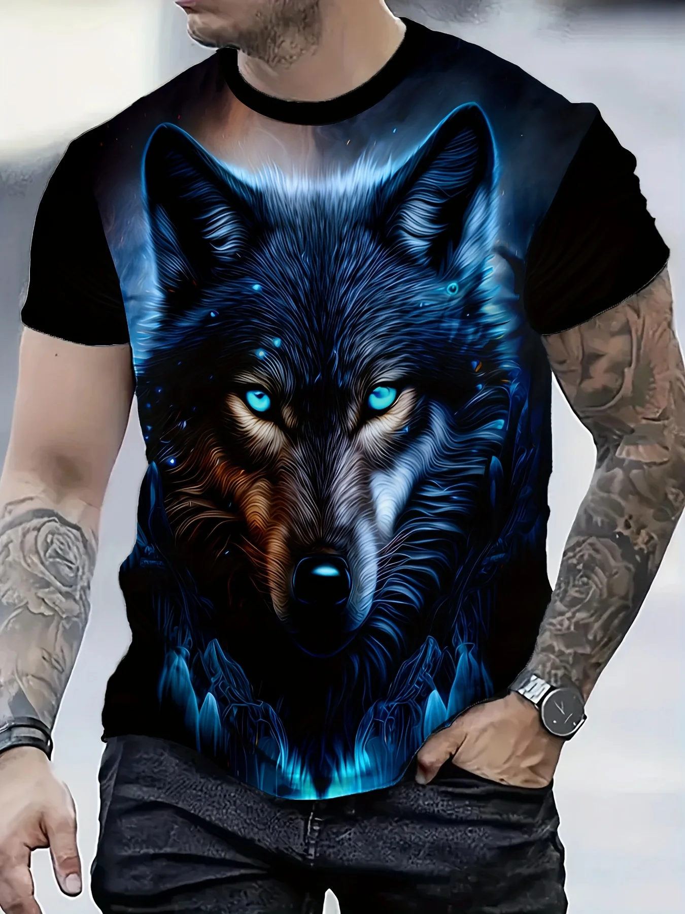 تي شيرت رجالي مطبوع ثلاثي الأبعاد بنمط الذئب والكون لعام 2025 - عيون متوهجة برأس الذئب الأزرق العميق، كاجوال لجميع المواسم بأكمام قصيرة