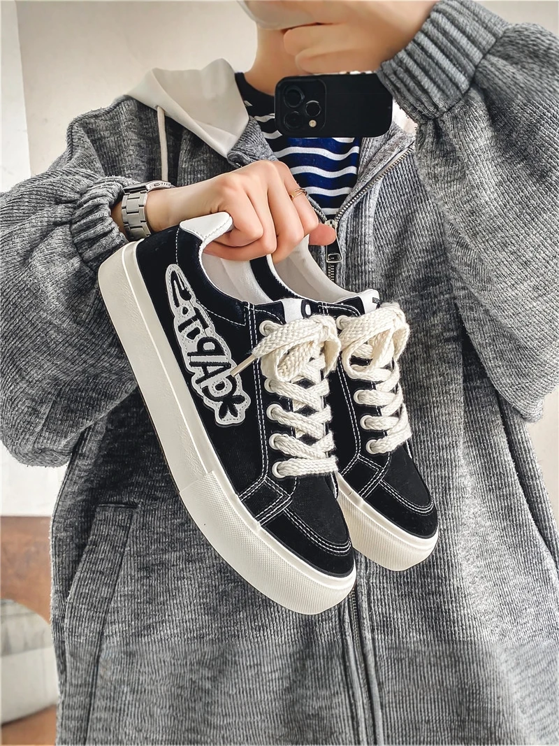 

Men's Canvas Shoes 2026 New Summer Trend Original Low Help Casual Sneakers Youth Versatile Sports Leisure Footwear Korean Style