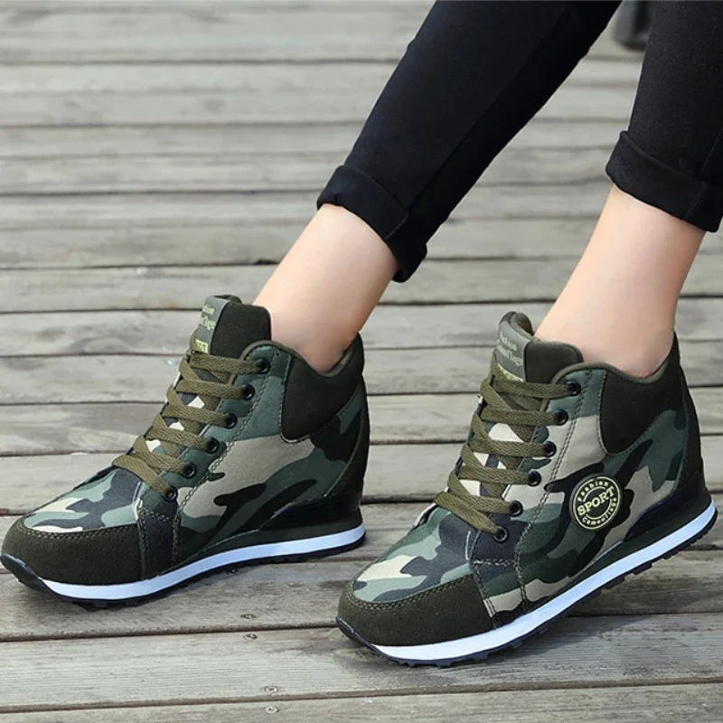 Women's Shoes Sneakers 2024 Autumn Couple Running Student Casual Shoes Outdoor Thick Soled Internally Raised Lace Up Women Shoes