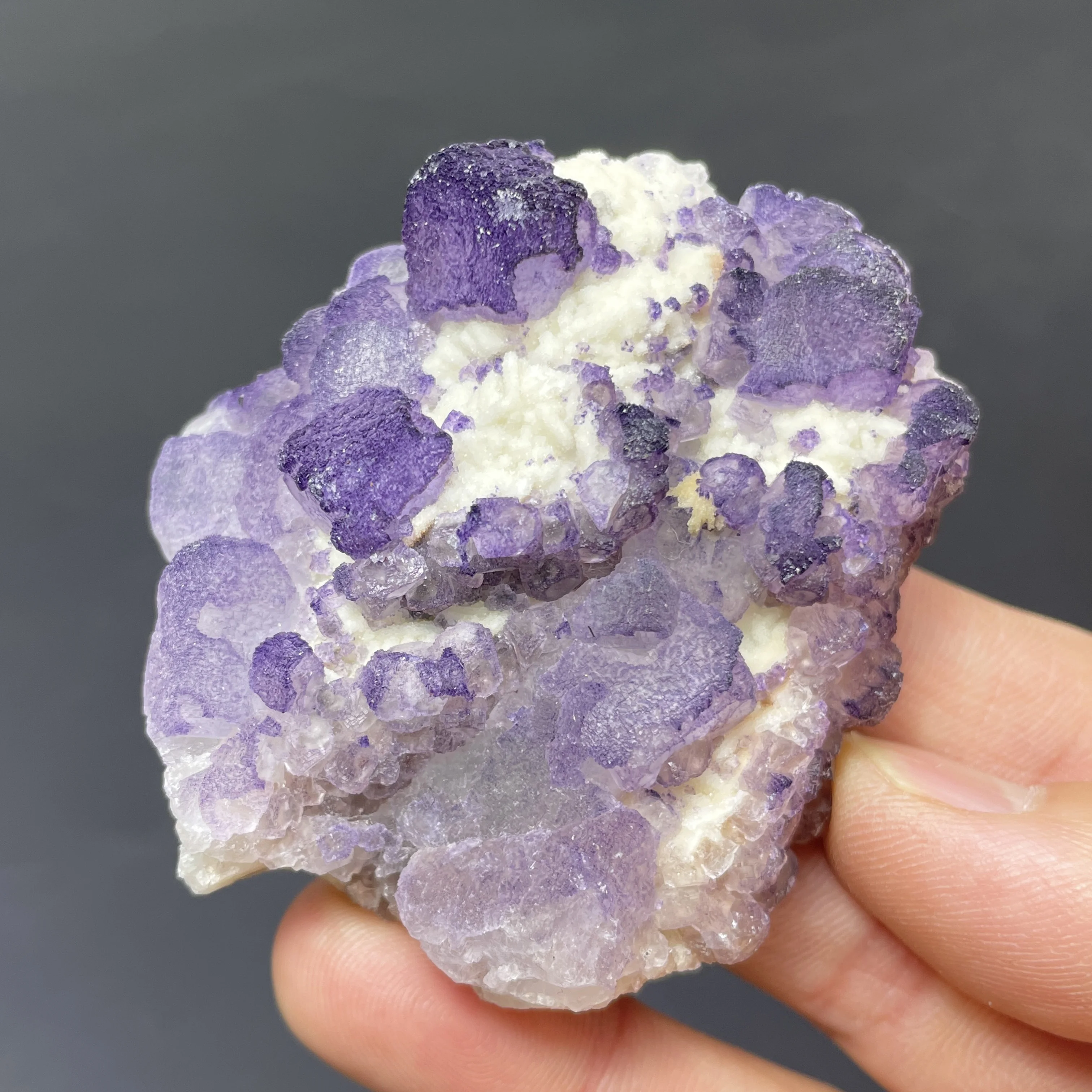 Natural China Purple Fluorite With Crystal Quartz Mineral Original Teaching Specimen Reiki Healing Stone Home Decor FP1-13