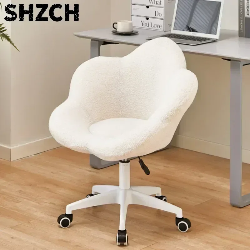 Luxurious Bedroom Makeup Chair Ultra-comfortable Cloth Art Lamb Wool Back Petal-inspired Living Room Chair Trendy Ins Style