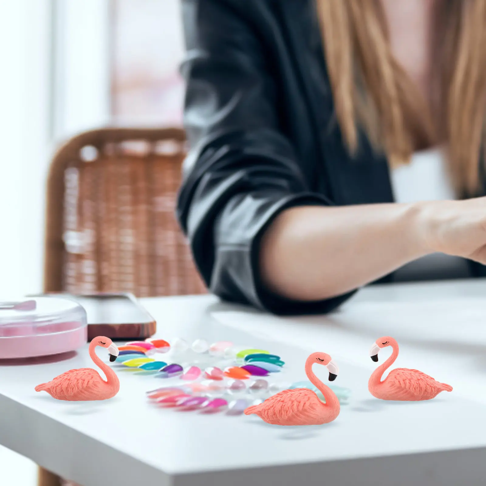 5Pcs Nail Practice Stand with Flamingo Resin Base Stable Fake Nail Holder for Painting Display DIY Salon Use Flamingo