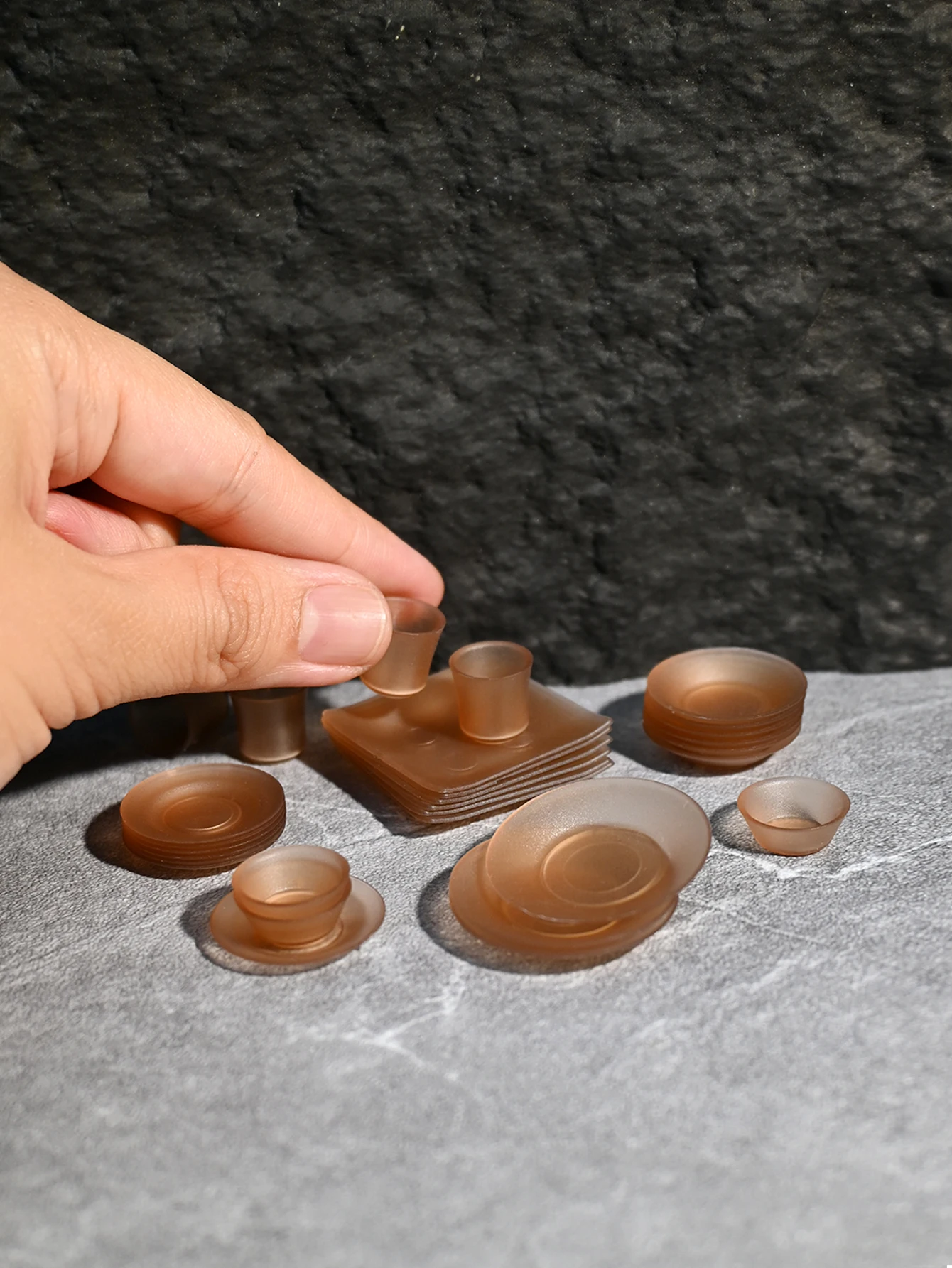A Set of Miniature Tableware Decorations, Dollhouse Dollhouse Accessories, Dollhouse Toys, Toy House Decorations, Model House Accessories, Miniature Food Toys, Photography Props, Micro-Landscape Decorations, Miniatures Decoration, Small Gifts, Giveaways, Home Decor Items