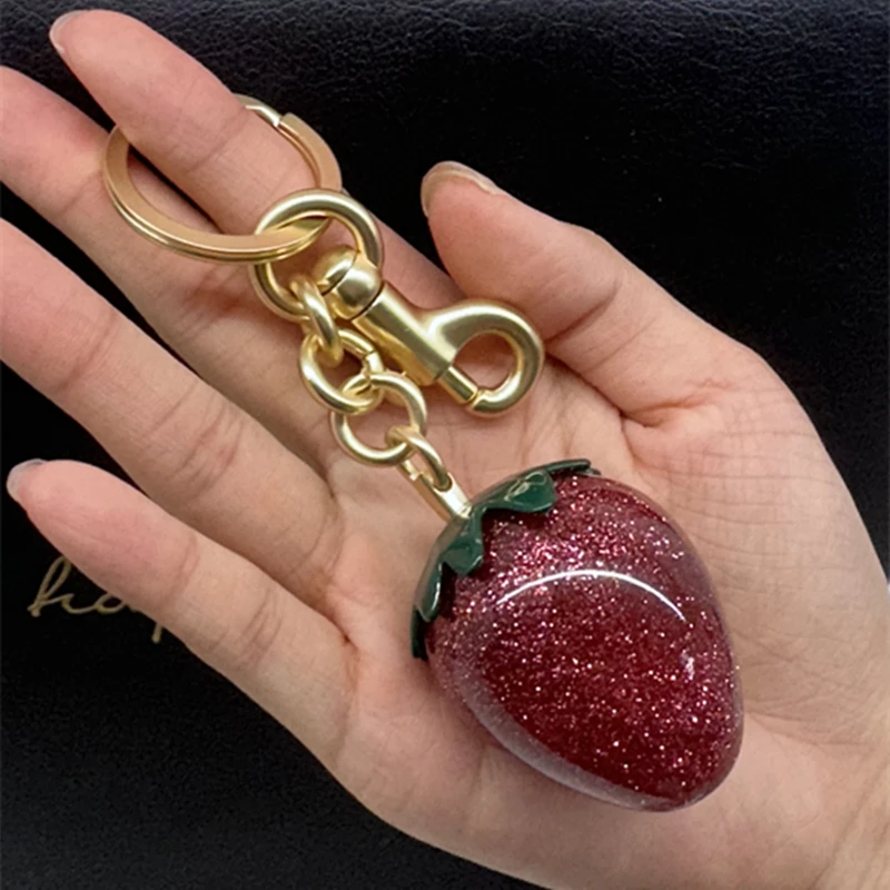 

Red Crystal Strawberry Pendant Decoration for Coach Handbag Shoulder Bag Exquisite Keychain Attachment Part Bag Charms