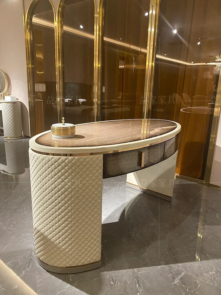 

Italian light luxury, painted desk and chair boss, president, computer desk solid wood desk