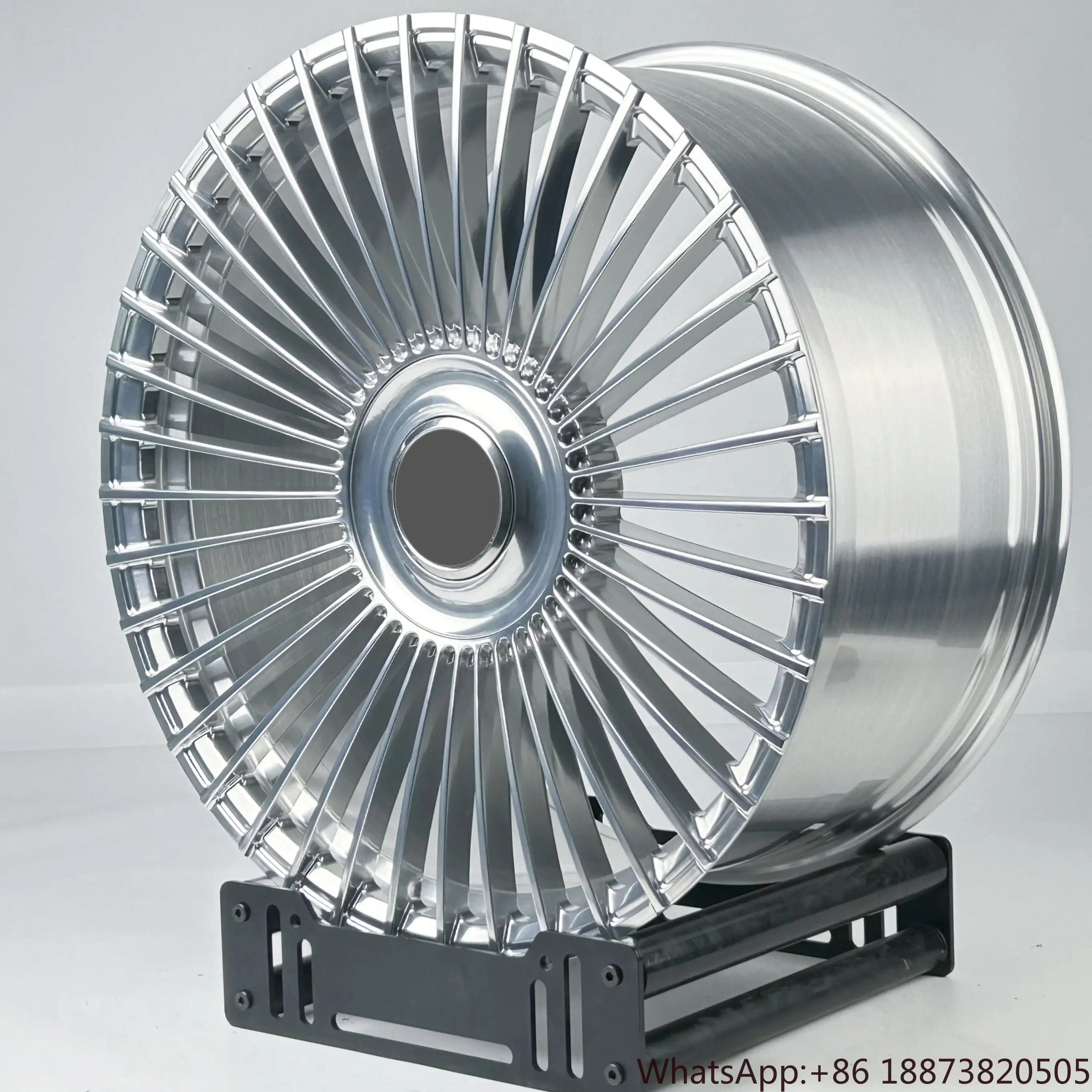 

Кованые колеса 5x120 для Rolls Royce Wraith Ghost Dawn Spectre Phantom Cullinan, колеса 19-24 дюйма, на заказ, 40 спиц, легкосплавные диски