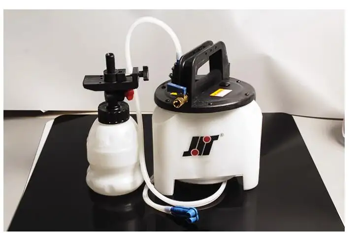 Brake oil change machine Automotive pneumatic brake fluid oil extraction Replacing and filling device Pump pot pipe joint steam