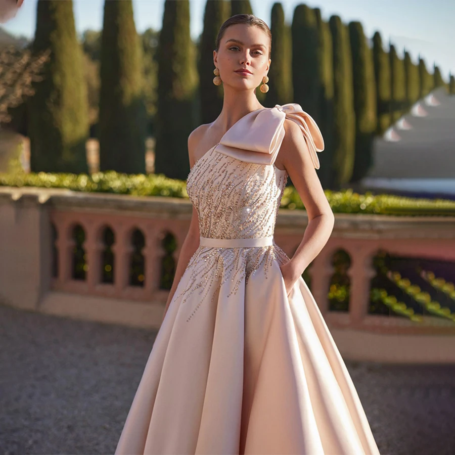 

Customized One_Shoulder Sleeveless Top Beading Wedding Dress A-Line Backless Zipper Floor Length Evening Gowns