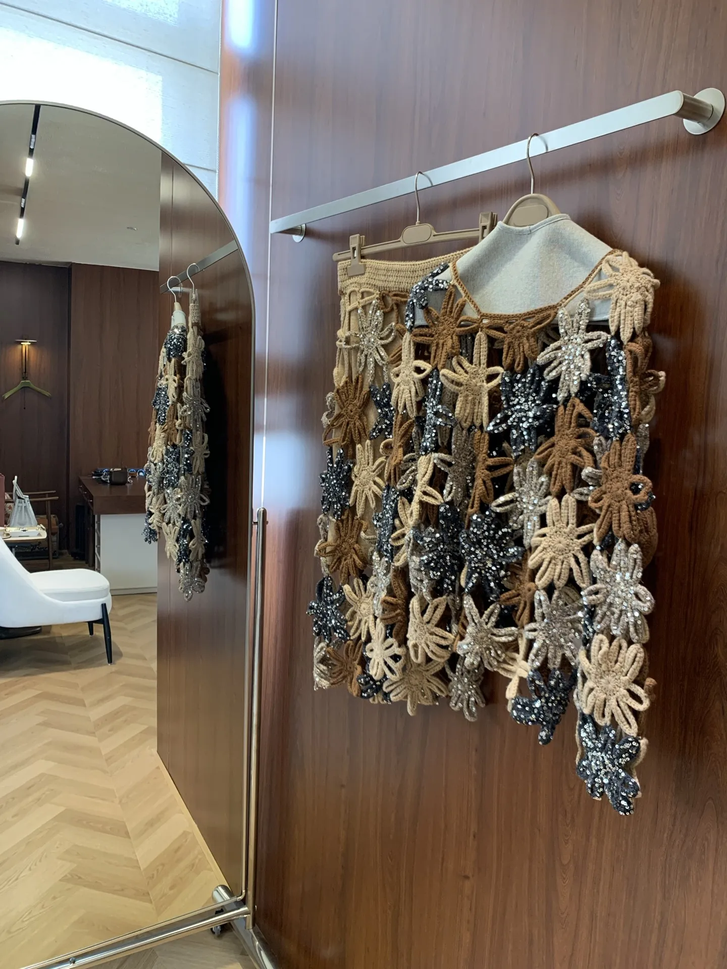 2026Women's Hand-Crocheted Cashmere-Wool Knit Top with Sequins and Openwork Floral Patterns