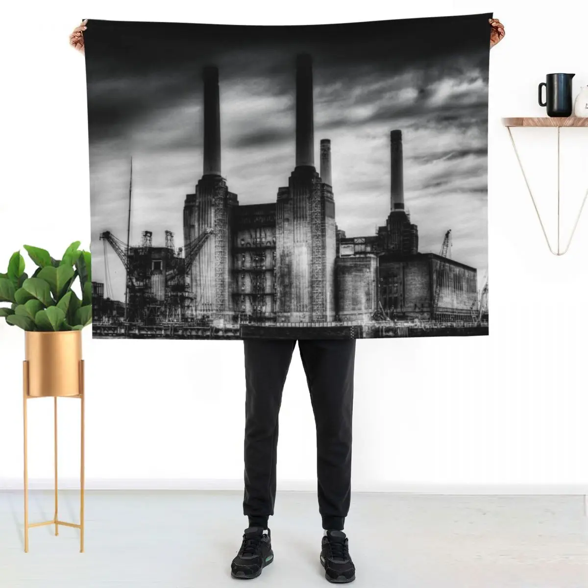 Battersea Power Station London Throw Blanket Comforter Flannel Plush Cute Plaid Soft Thermal Blankets