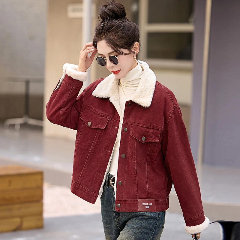 2024 New Winter Women Thicken Warm Fleece Lining Denim Jacket High Quality Loose Vintage Red Jeans Jacket Outwear Coat