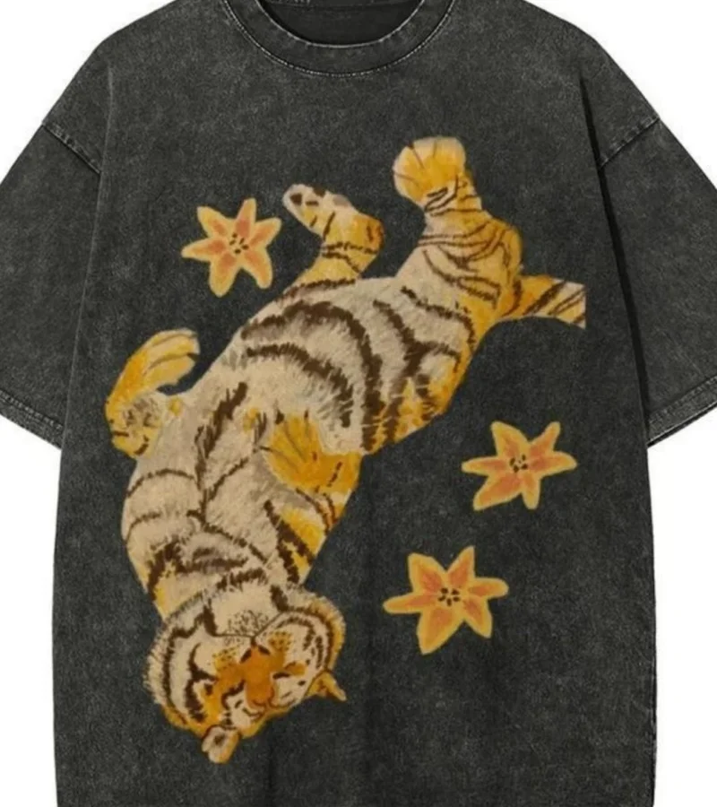 Vintage Washed Black Tiger T-Shirt Retro Japanese Ukiyo-e Style Streetwear Casual Oversized Animal Graphic Tee for Men Women