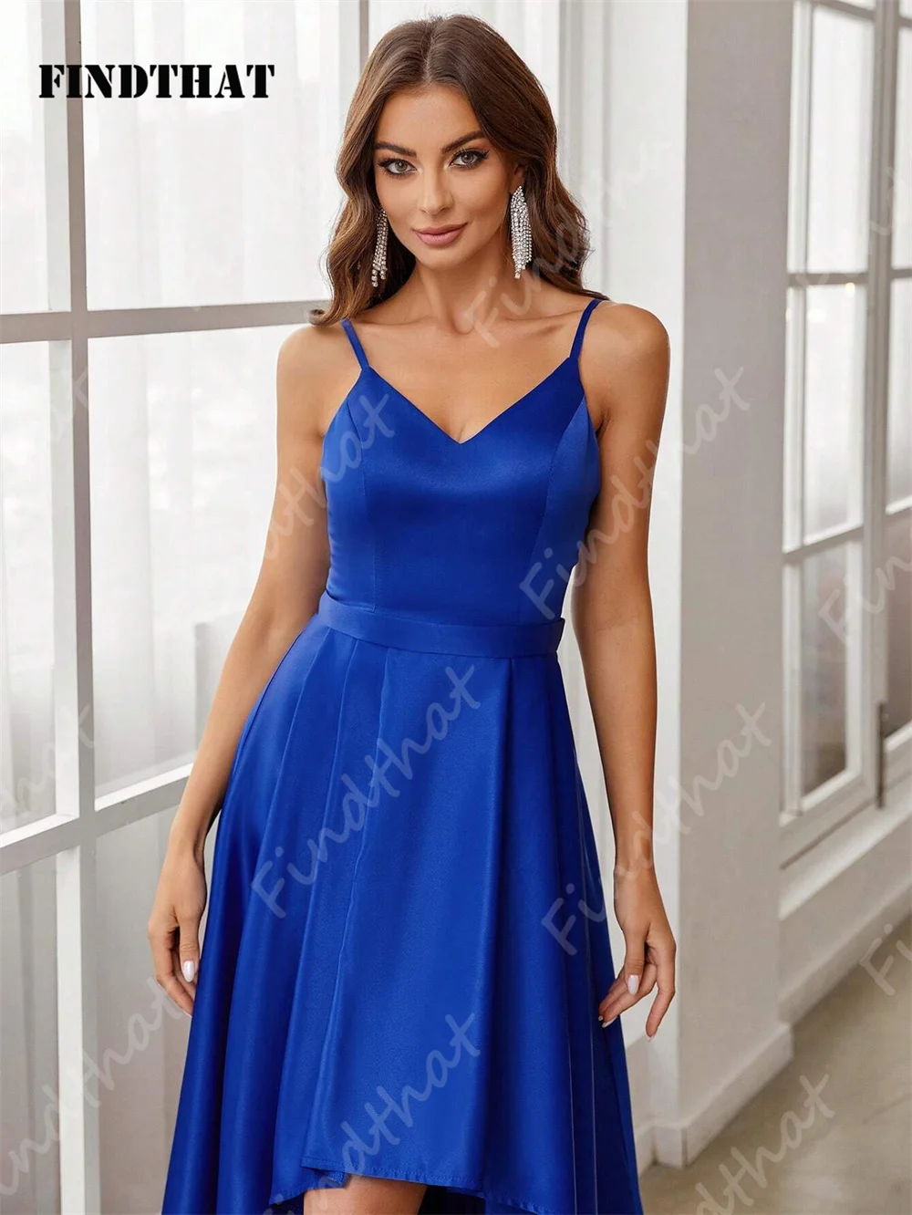 Findthat Elegant Royal Blue High-Low Satin Bridesmaid Dress for Wedding 2024 Simple V-Neck Cocktail Prom Gowns vestidos de gala