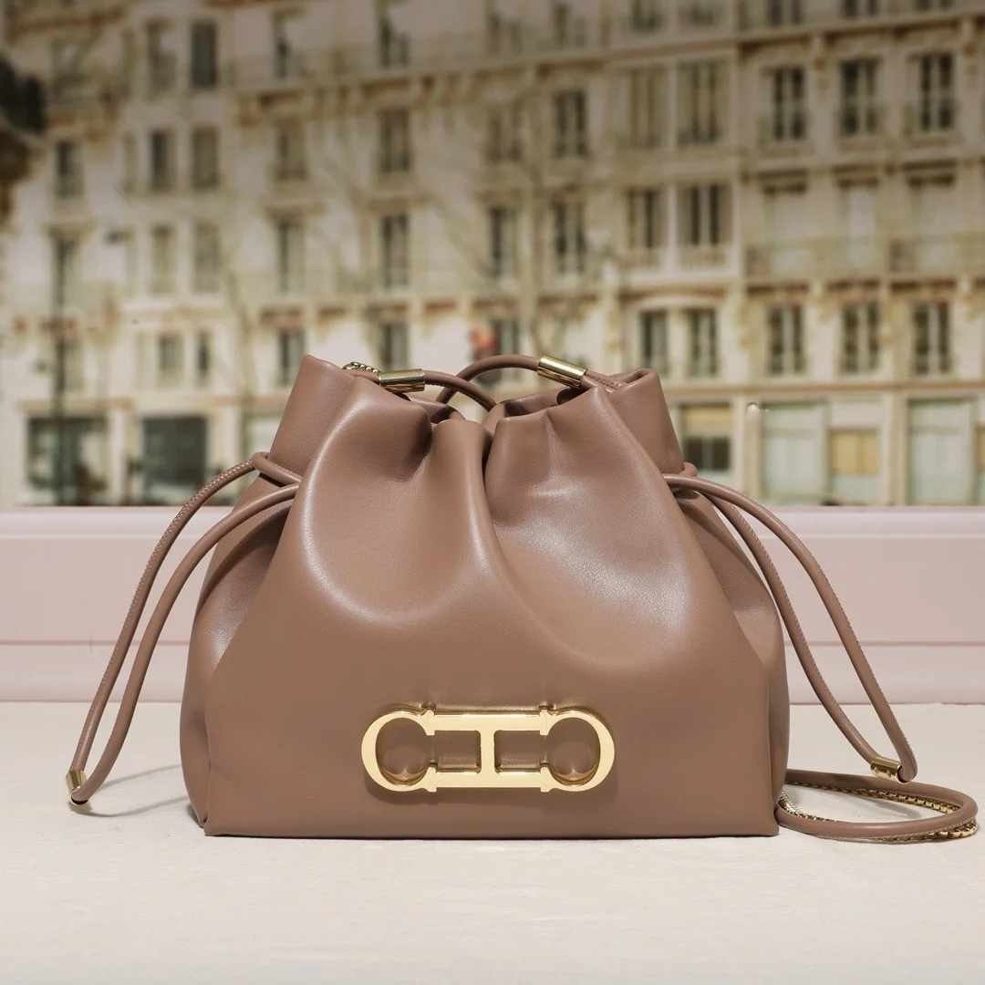 CH Modische Trendige Buchstaben-Bucket-Bag Pendler Casual Schulter-Umhängetasche Leichter Luxus Damenhandtasche – Detail 7