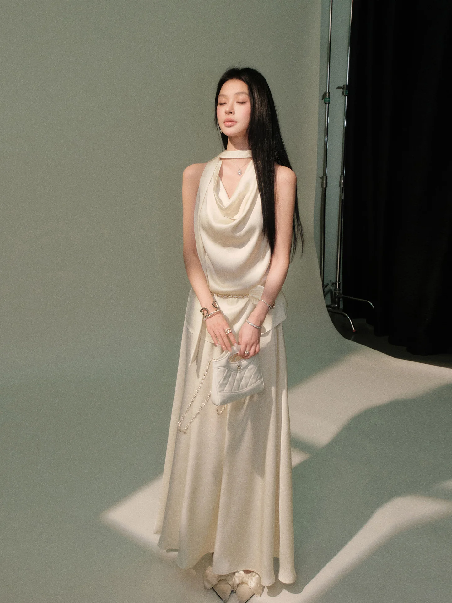 

Olivia Duo Spring Summer New Sle Satin Ne Hanging Top f Skirt Two Piece Set Ele Casual Faion Women's Ensemble